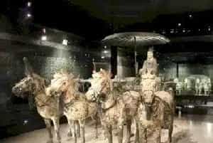 “裸展”兵马俑的弊端