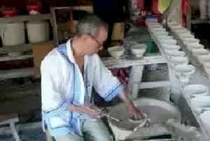 与景德镇制作仿古瓷器师傅的对话