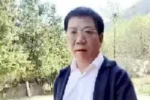 画家何宏升 独具匠心受青睐