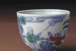 斗彩婴戏图杯 - 故宫陶瓷器藏品