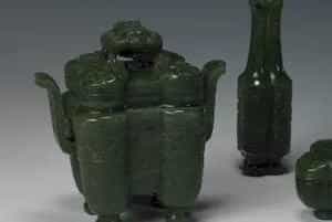 碧玉四柱式炉、瓶、盒三式 - 故宫玉石器藏品