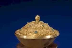 金錾花高足托盖玛瑙碗 - 故宫金银锡器藏品