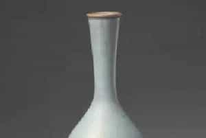 钧窑月白釉瓶 - 故宫陶瓷器藏品
