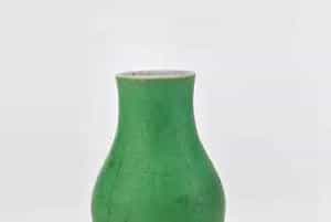 绿哥釉小橄榄瓶 - 故宫陶瓷器藏品