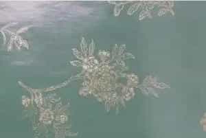 文房四宝：绿色描金银粉蜡笺