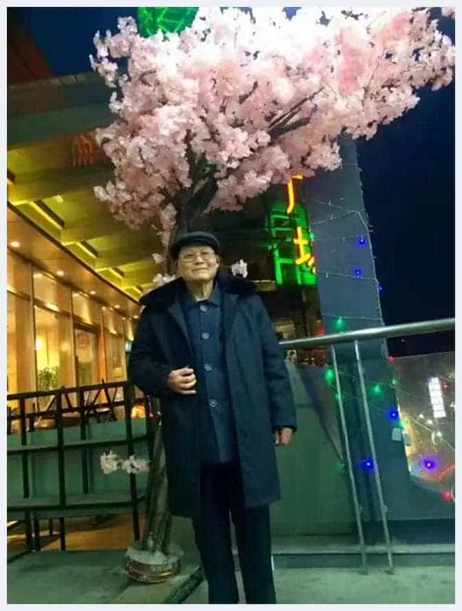 第五届“鸿儒杯”海峡两岸书画大赛银奖孙中品作品赏析_第2张