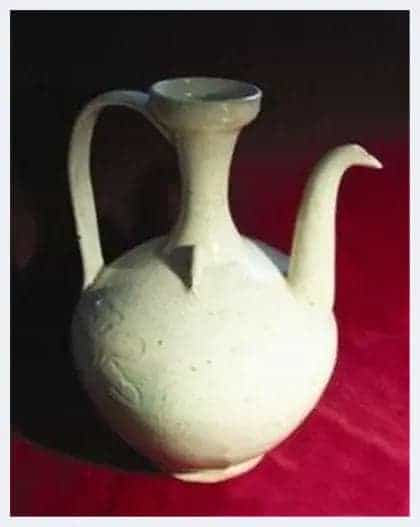 宋代繁昌窑藏品牡丹刻花青花执壶赏析_第1张