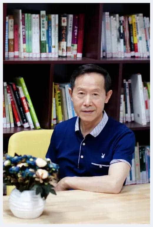 第四届“华泓杯”海峡两岸诗词大赛初赛第二名陈永和作品赏析_第1张