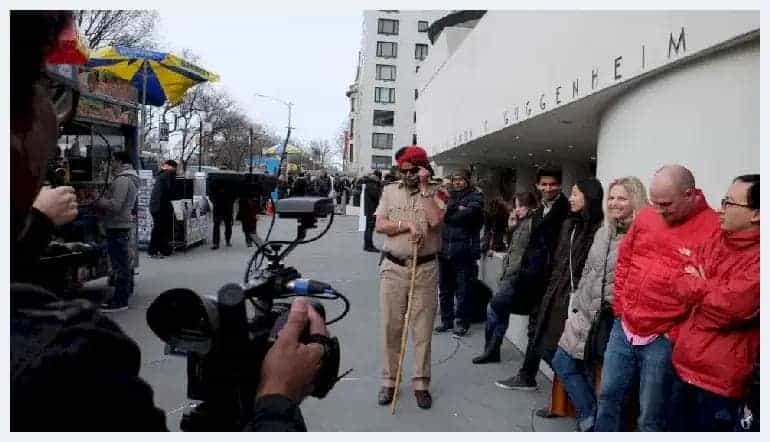 为什么古根海姆博物馆中住着一只鹦鹉?_第10张