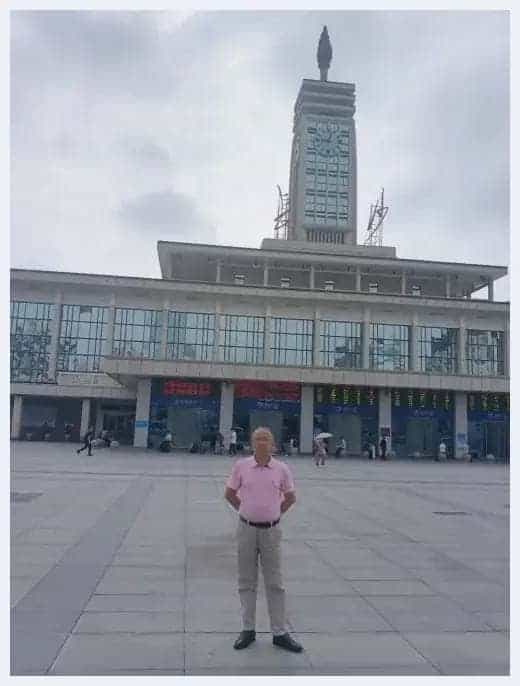 第二届“鸿儒杯”海峡两岸书画大赛专家评审名单揭晓_第31张