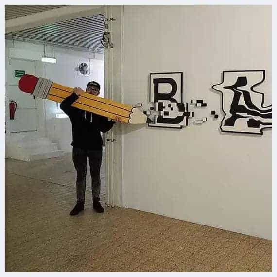 英语学不好都怪字母:艺术家将字母带到另一维度_第7张