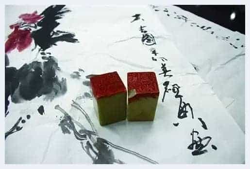 三家政女工偷盗名家字画面临重刑_第1张