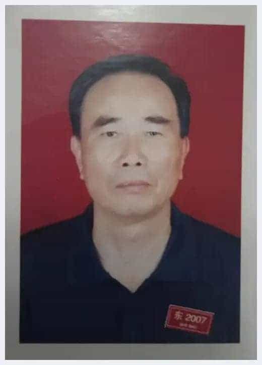 第二届“鸿儒杯”海峡两岸书画大赛专家评审名单揭晓_第2张