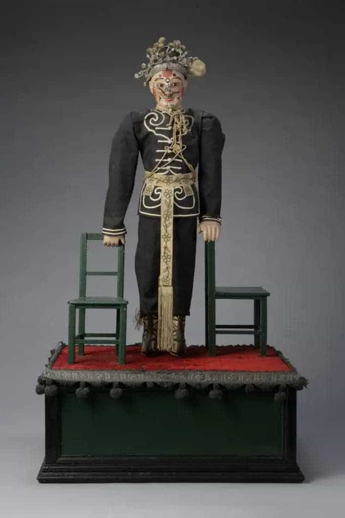 翻顶机械人 - 故宫生活器具类藏品_第1张