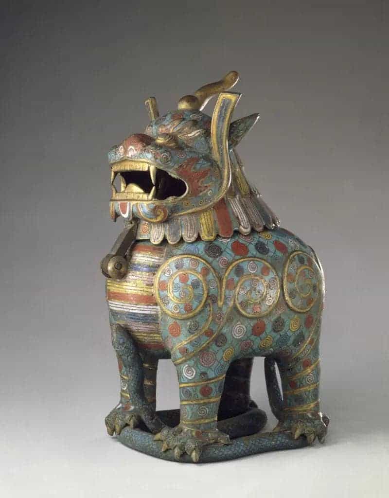万历款掐丝珐琅甪端 - 故宫珐琅器藏品_第1张