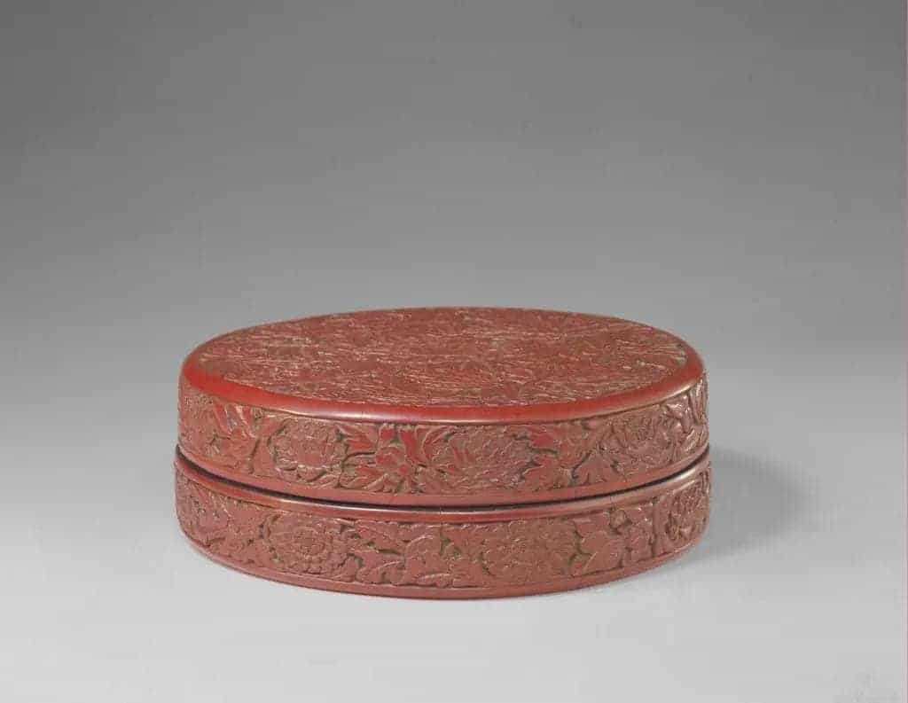剔红芙蓉花纹圆盒 - 故宫漆器藏品_第1张