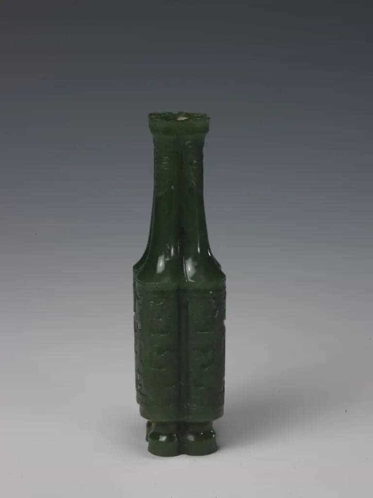 碧玉四柱式炉、瓶、盒三式 - 故宫玉石器藏品_第2张