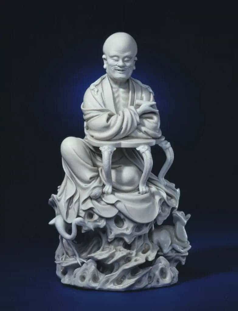 德化窑白釉鹤鹿仙人雕像 - 故宫陶瓷器藏品_第1张