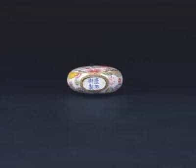 康熙款画珐琅梅花图鼻烟壶 - 故宫珐琅器藏品_第3张