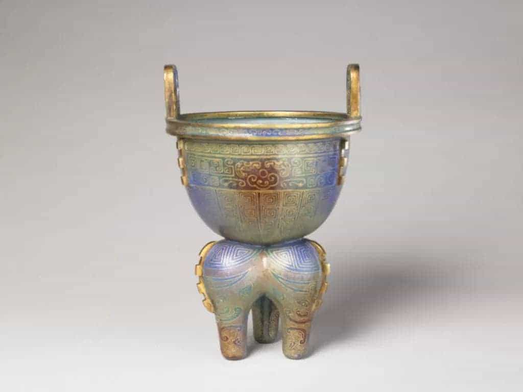 画珐琅兽面纹甗 - 故宫珐琅器藏品_第1张