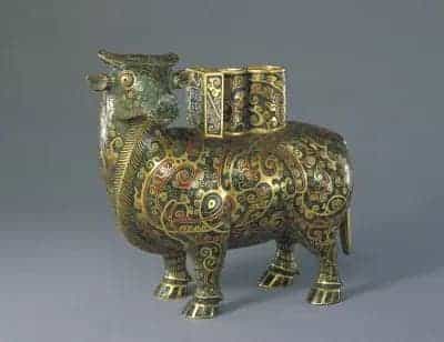 乾隆款錾胎珐琅仿古牺尊 - 故宫珐琅器藏品_第1张