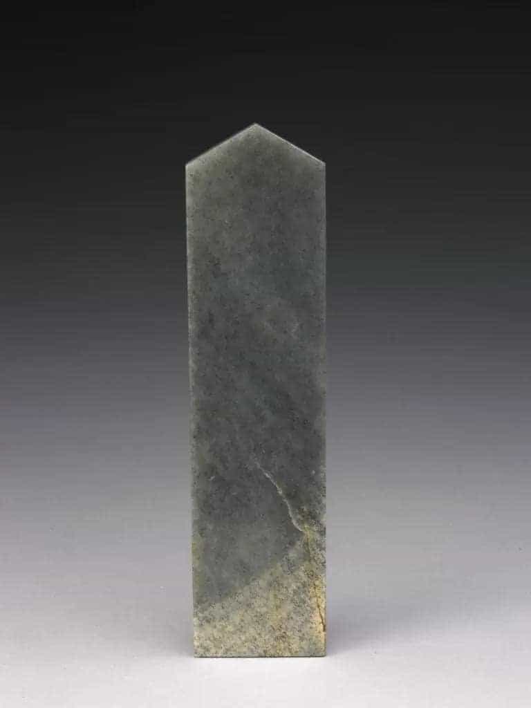 墨玉圭 - 故宫玉石器藏品_第1张