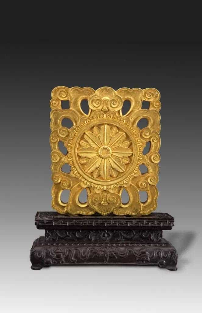 金刻花八宝 - 故宫金银锡器藏品_第1张