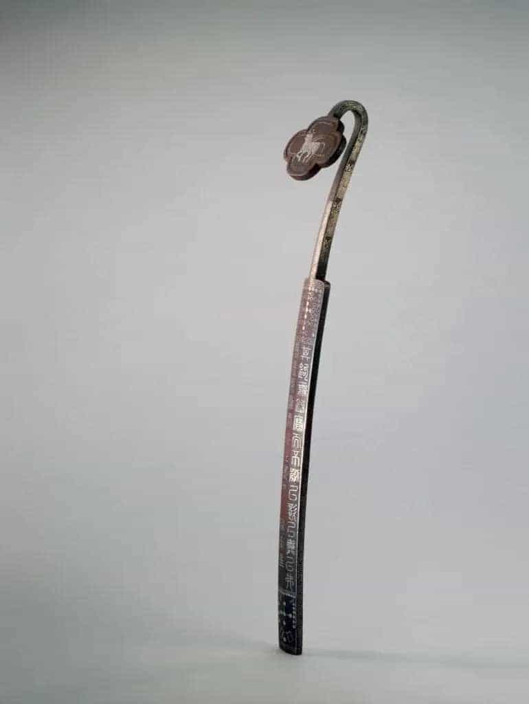 铁错银如意 - 故宫生活器具类藏品_第1张