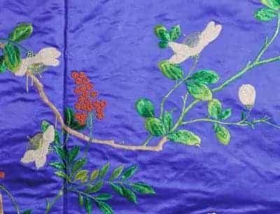 蓝色缎串珠绣栀子天竹夹马褂 - 故宫织绣类藏品_第3张