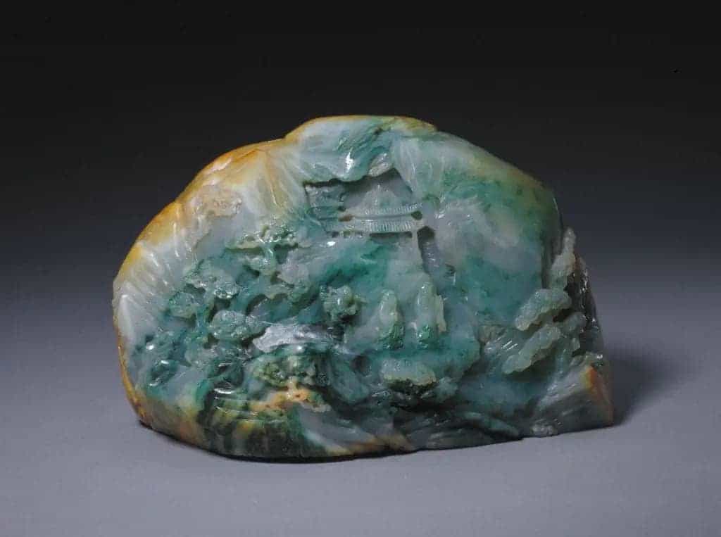 翠雕人物山景山子 - 故宫玉石器藏品_第1张