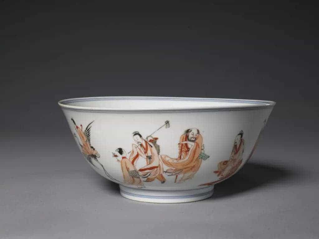 矾红彩人物图碗 - 故宫陶瓷器藏品_第1张
