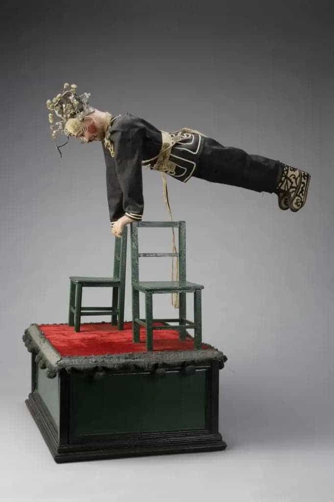 翻顶机械人 - 故宫生活器具类藏品_第3张