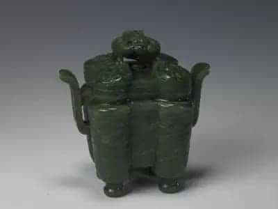 碧玉四柱式炉、瓶、盒三式 - 故宫玉石器藏品_第3张