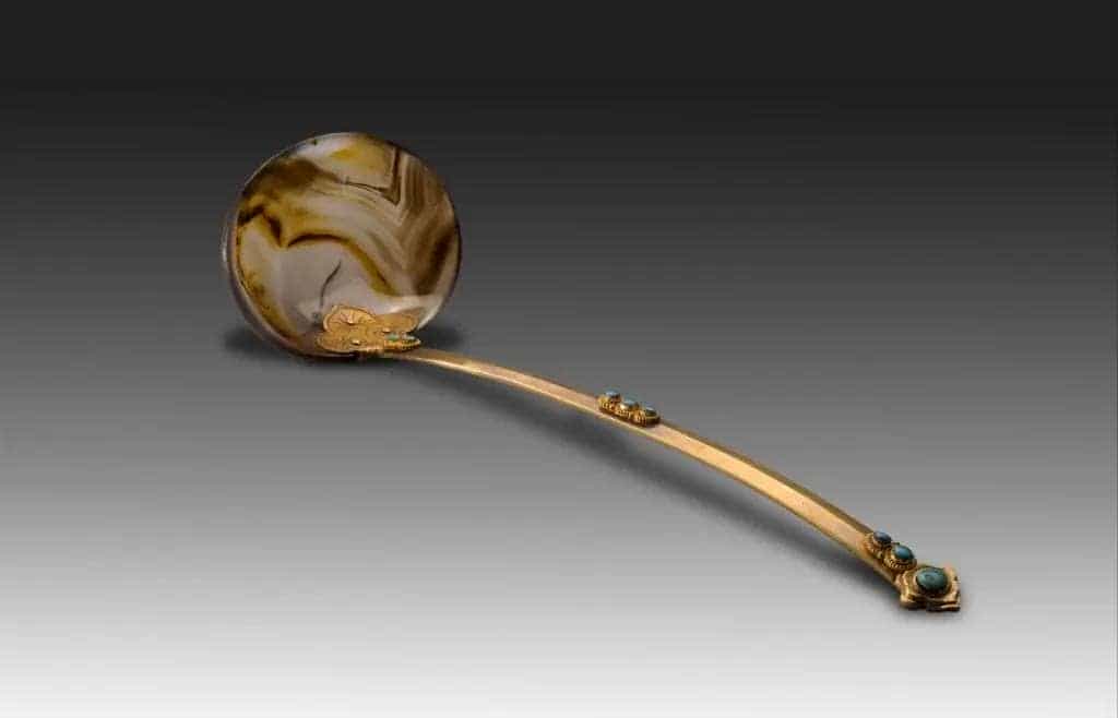 金嵌松石柄玛瑙勺 - 故宫金银锡器藏品_第1张