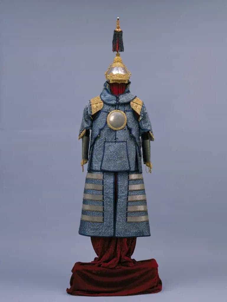 蓝色缎铜钉顺治帝御用棉甲 - 故宫武备仪仗类藏品_第1张