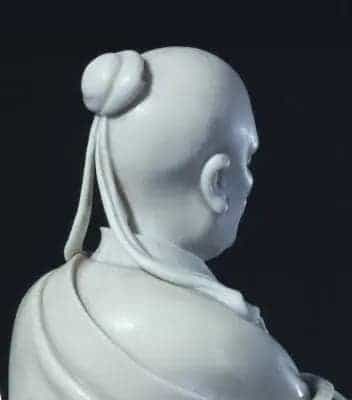 德化窑白釉鹤鹿仙人雕像 - 故宫陶瓷器藏品_第3张