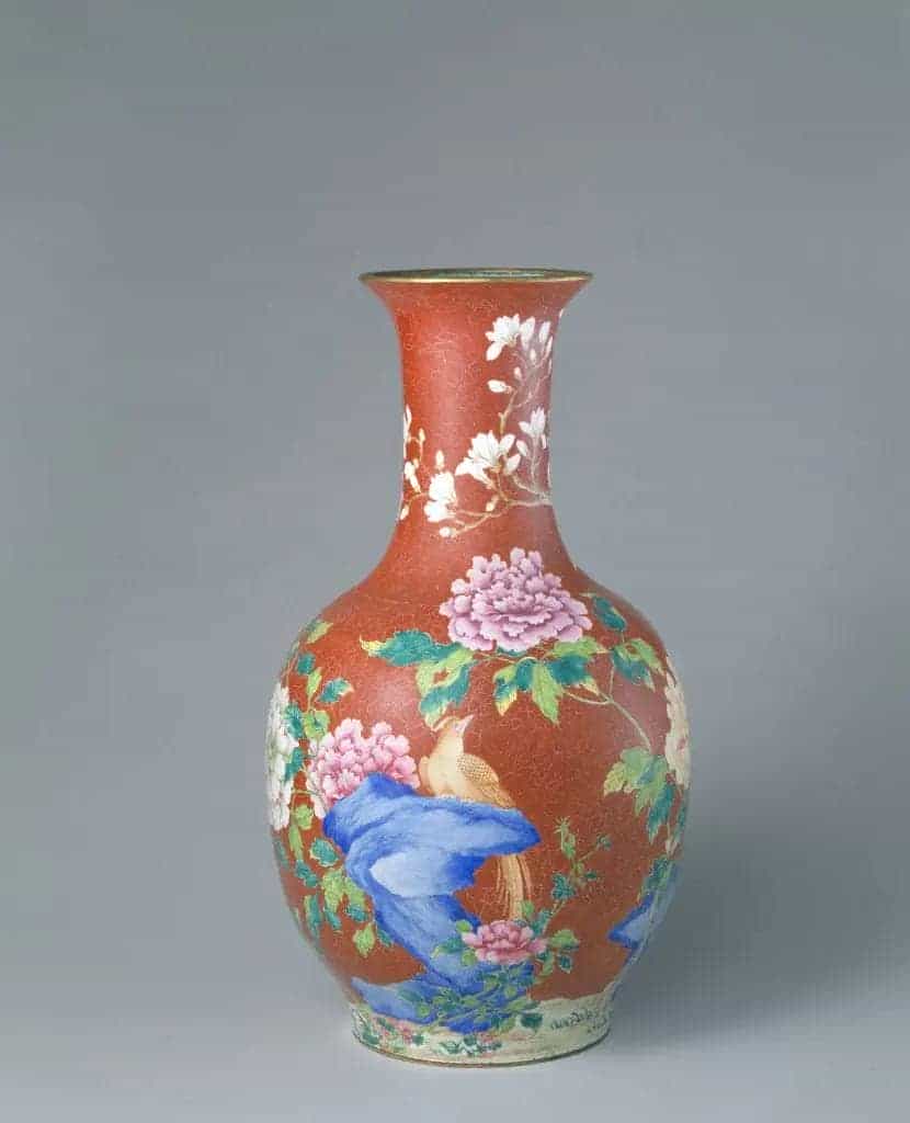 画珐琅花鸟纹瓶 - 故宫珐琅器藏品_第1张