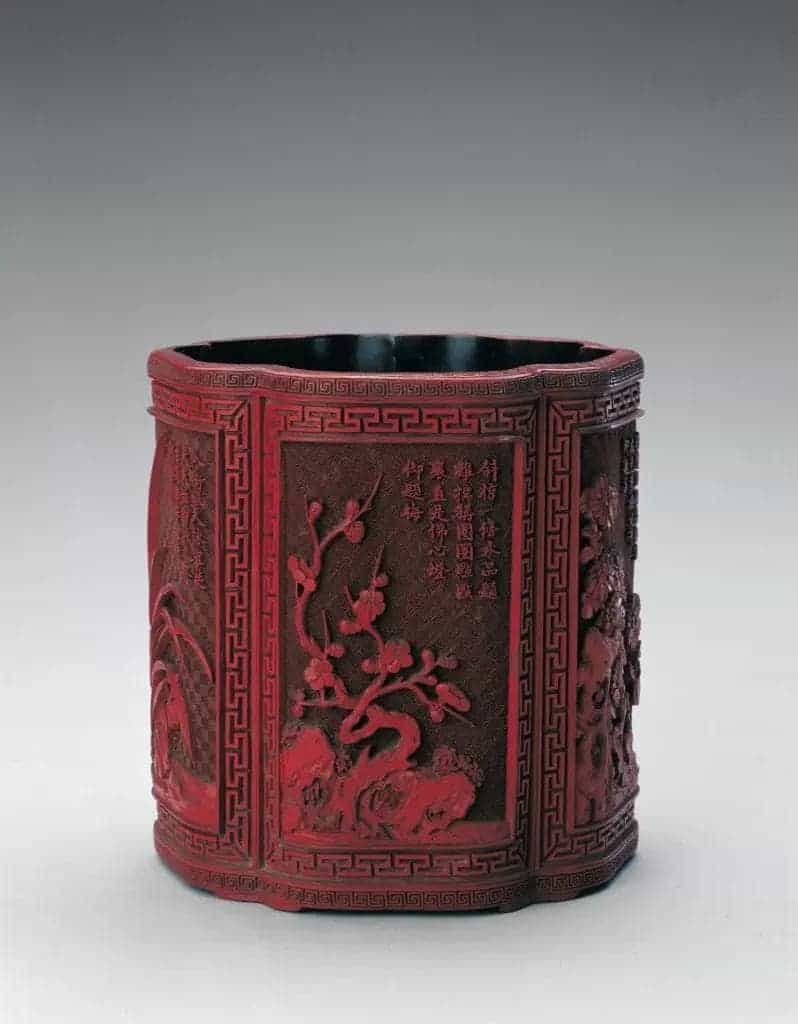 剔红花卉诗句图笔筒 - 故宫漆器藏品_第1张