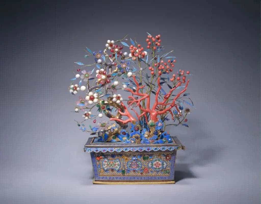 银镀金累丝长方盆穿珠梅花盆景 - 故宫生活器具类藏品_第1张