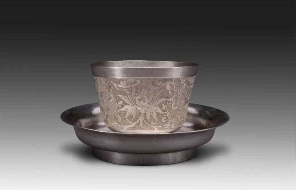 银簪花缠枝西番莲纹杯 - 故宫金银锡器藏品_第1张