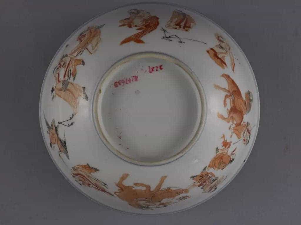 矾红彩人物图碗 - 故宫陶瓷器藏品_第3张