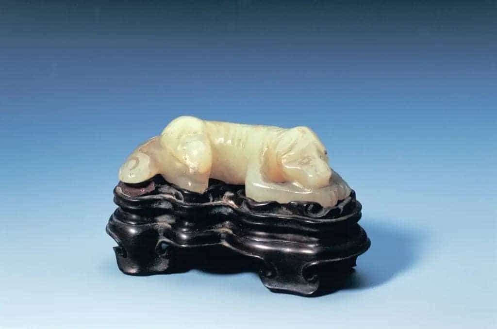 青玉卧狗 - 故宫玉石器藏品_第1张