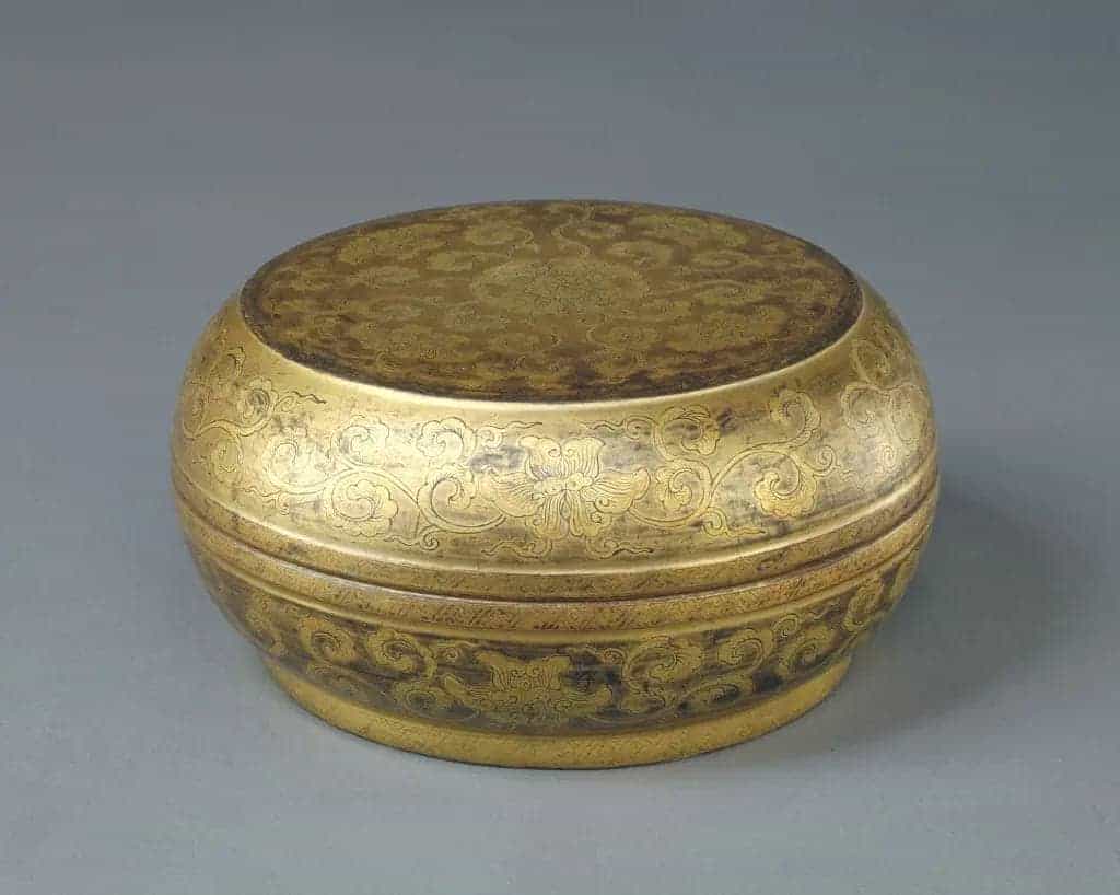 浑金漆花卉纹圆盒 - 故宫漆器藏品_第1张
