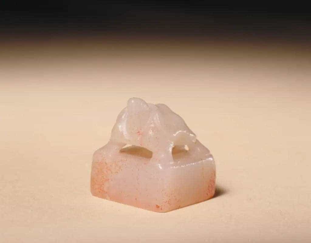 白玉龟钮“绩平”印 - 故宫玺印类藏品_第1张
