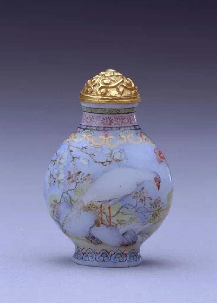 玻璃胎画珐琅锦鸡牡丹鼻烟壶 - 故宫生活器具类藏品_第2张