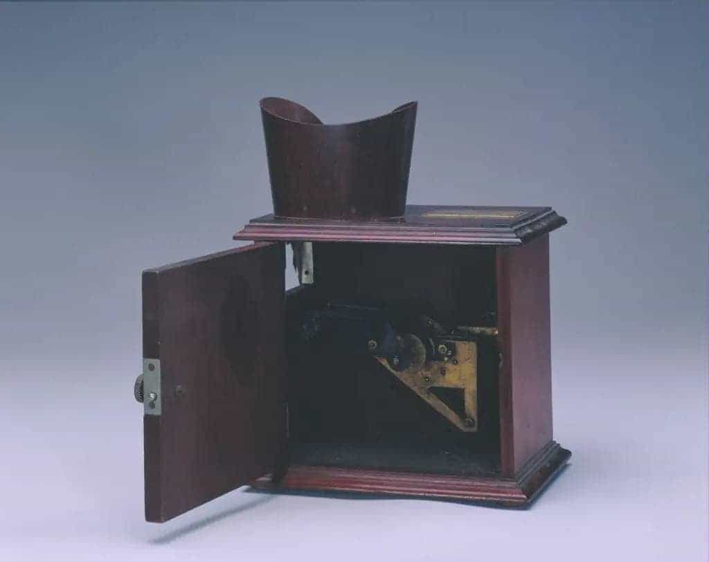 小电影机 - 故宫生活器具类藏品_第3张