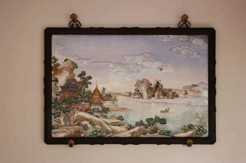 锤胎画珐琅山水楼阁图挂屏 - 故宫珐琅器藏品_第2张