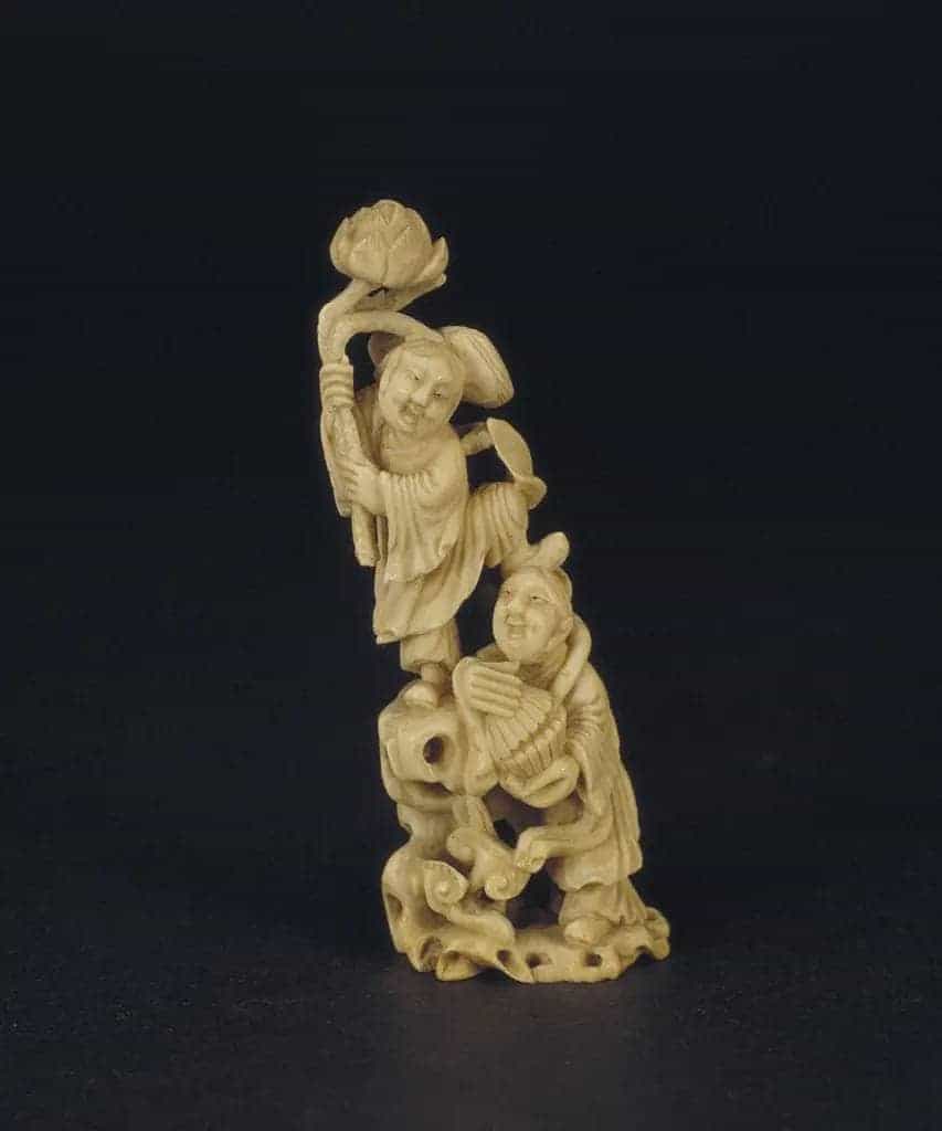 象牙雕和合二仙 - 故宫竹木牙角匏类藏品_第1张