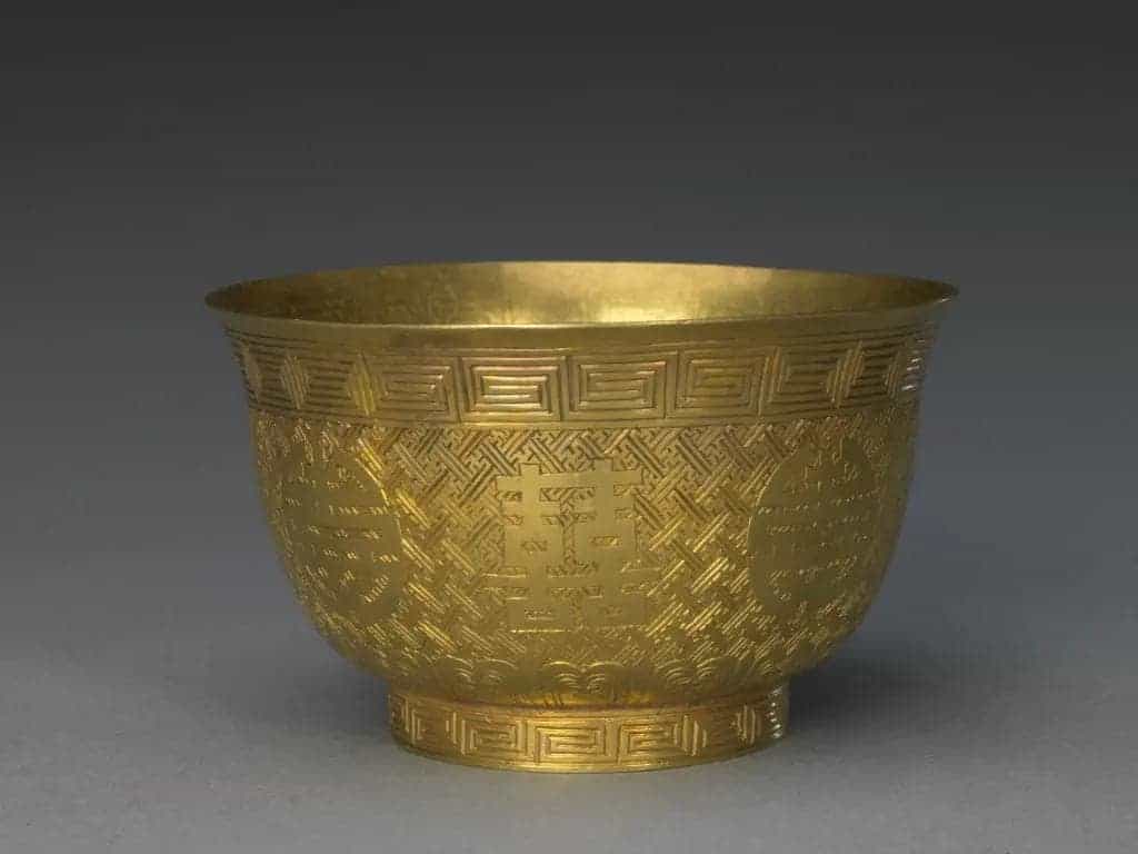 金錾花双喜圆寿字茶碗 - 故宫金银锡器藏品_第1张