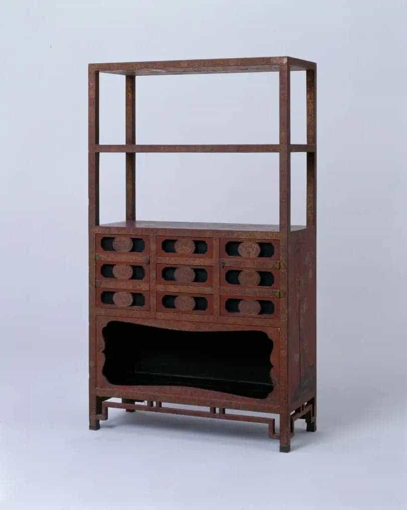 红漆描金花卉纹架格 - 故宫家具类藏品_第1张